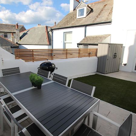 Quayside- In The Harbour Bowl Villa Brixham Exteriör bild